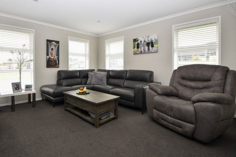 Photo of property in 9 Mervyn Brown Place, Solway, Masterton, 5810