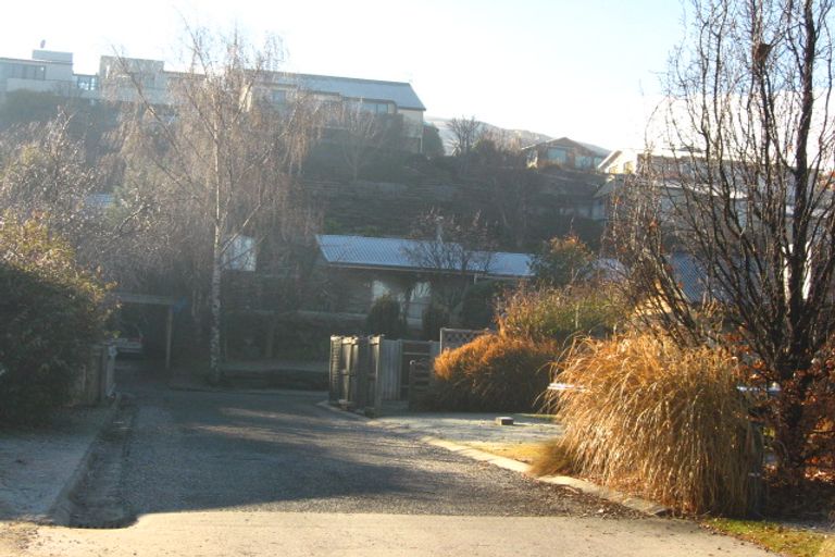 Photo of property in 93 Mcdonnell Road, Arrowtown, 9302