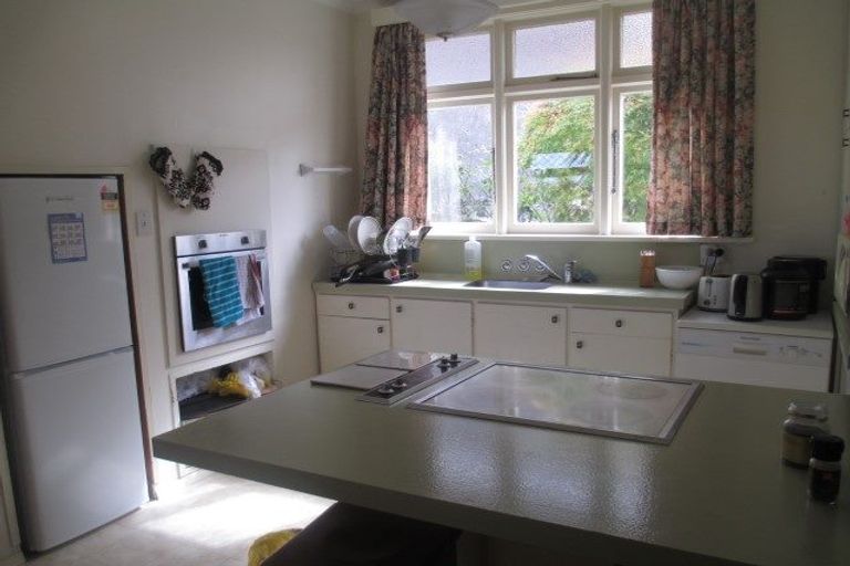 Photo of property in 8 Constitution Street, Dunedin Central, Dunedin, 9016