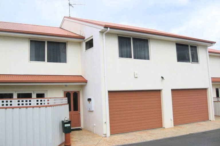 Photo of property in 10 Highgrove Way, The Wood, Nelson, 7010