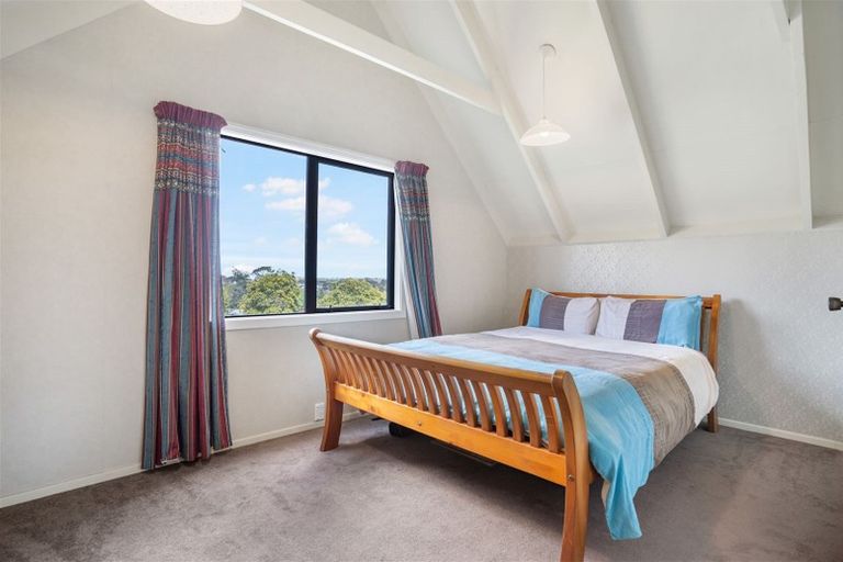 Photo of property in 16 Janome Place, Bucklands Beach, Auckland, 2014