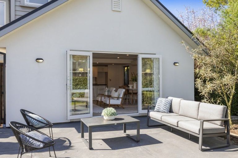 Photo of property in 5 Thomas Cane Lane, Hillmorton, Christchurch, 8024