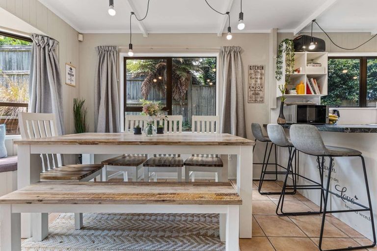 Photo of property in 76 Iles Road, Lynmore, Rotorua, 3010