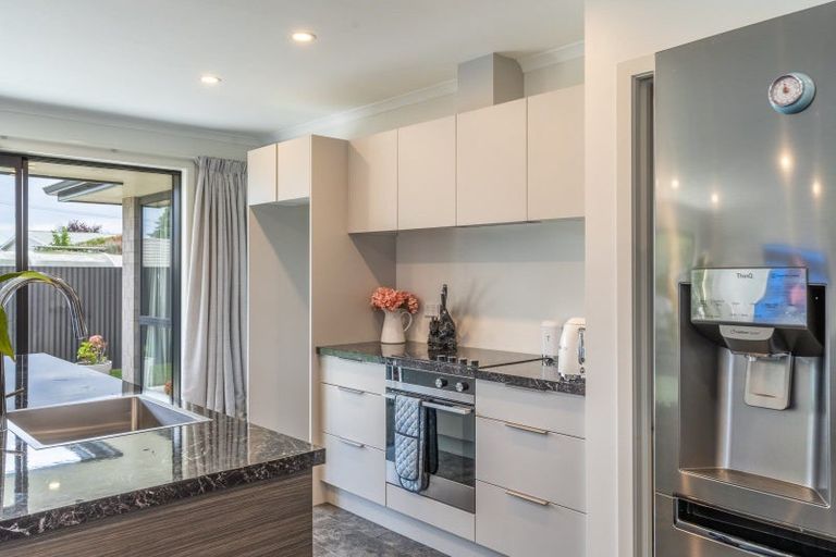 Photo of property in 40 Queen Street, Winton, 9720