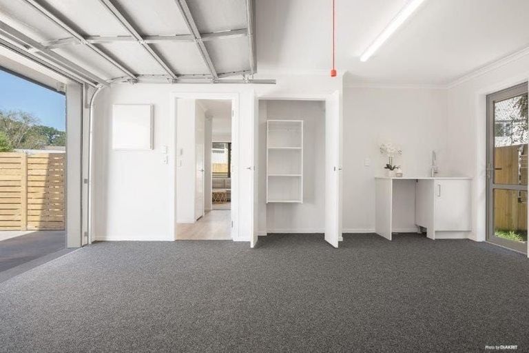 Photo of property in 1/18 Pickering Crescent, Chedworth, Hamilton, 3210