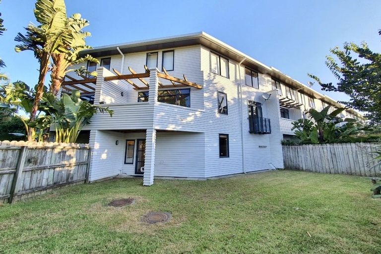 Photo of property in 14/50 Livingstone Street, Westmere, Auckland, 1022