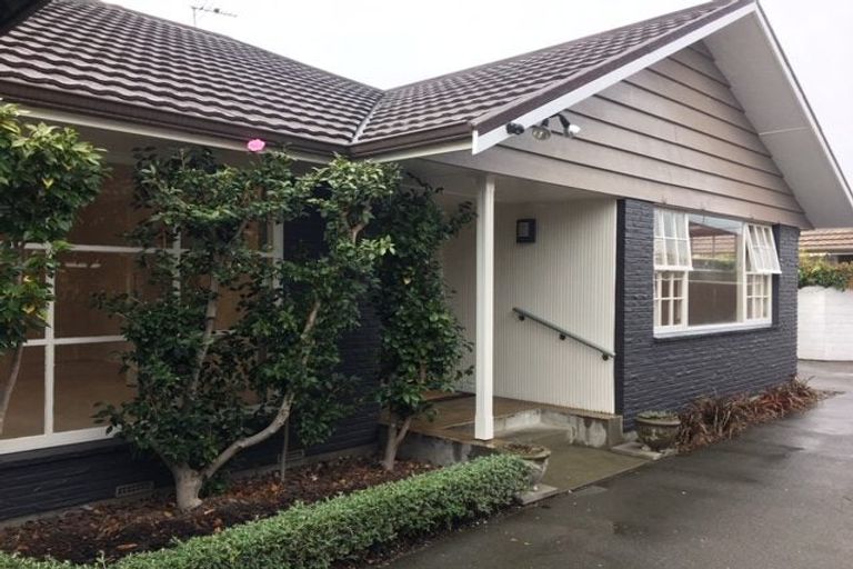 Photo of property in 37 Church Lane, Merivale, Christchurch, 8014