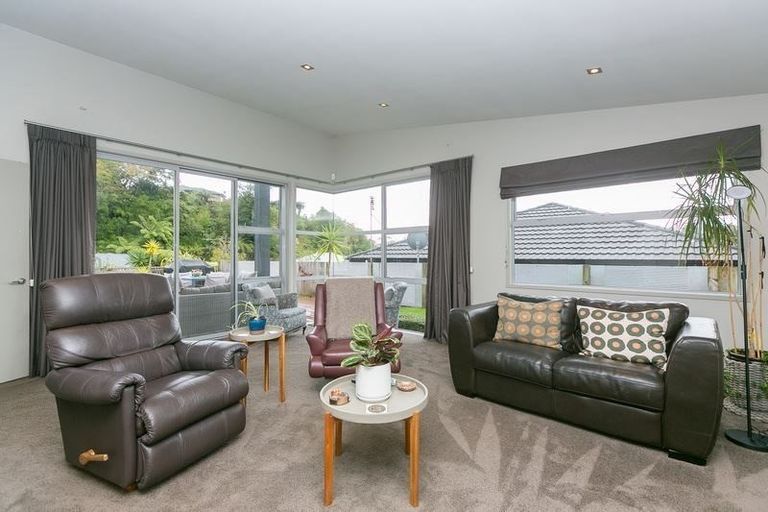 Photo of property in 11 Cherry Lane, Hurdon, New Plymouth, 4310