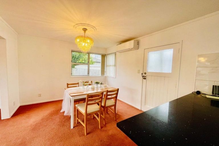 Photo of property in 20a Boundary Road, Blockhouse Bay, Auckland, 0600