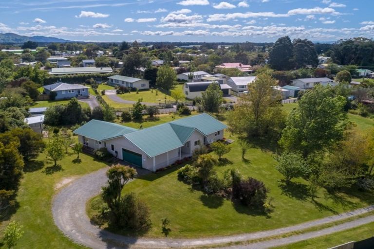 Photo of property in 109 Brandon Street, Featherston, 5710