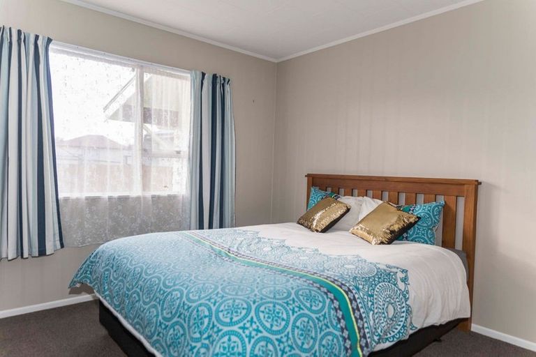 Photo of property in 321 High Street, Dannevirke, 4930