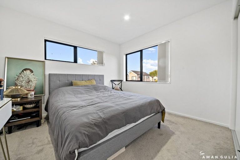 Photo of property in 15a Arney Road, Ranui, Auckland, 0612