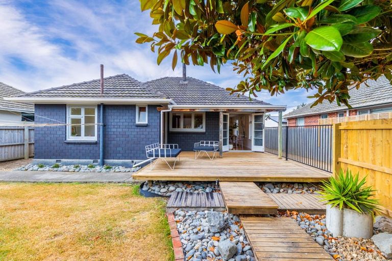 Photo of property in 98 Willryan Avenue, New Brighton, Christchurch, 8083
