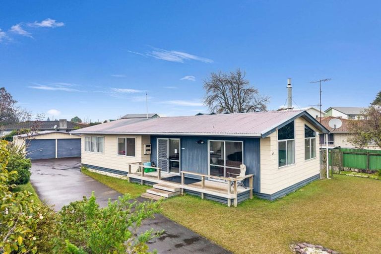 Photo of property in 23 Tania Crescent, Western Heights, Rotorua, 3015