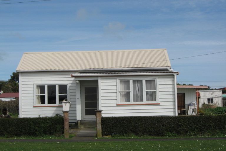 Photo of property in 77 Strange Street, Waitara, 4320