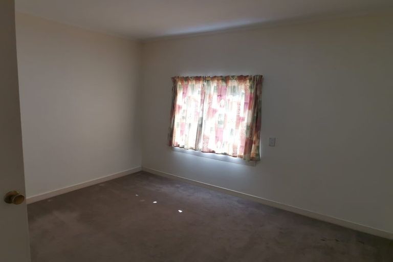 Photo of property in 44 Brandon Road, Glen Eden, Auckland, 0602