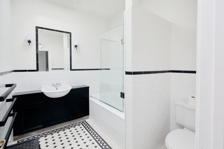 Photo of property in Domain Terraces, 1w George Street, Newmarket, Auckland, 1023