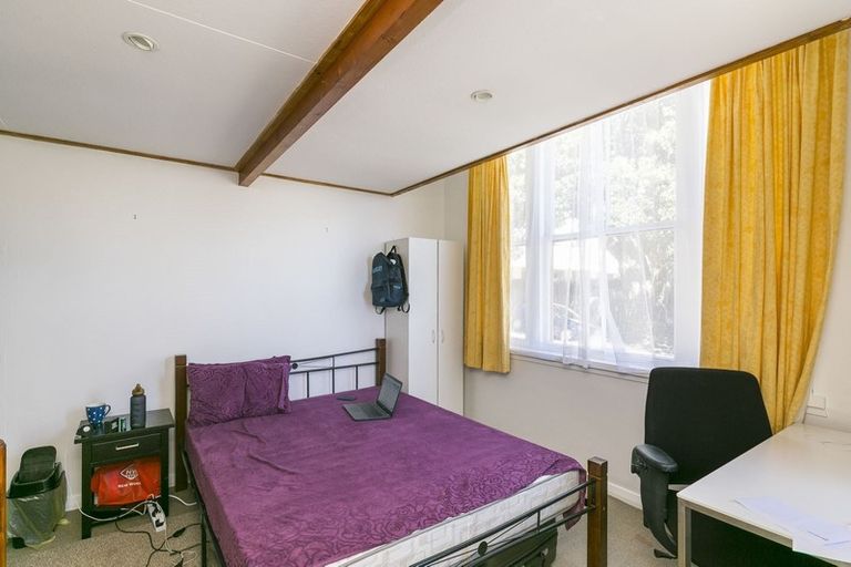 Photo of property in 75 Majoribanks Street, Mount Victoria, Wellington, 6011