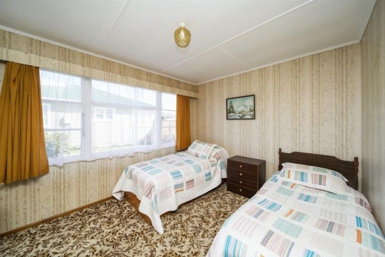 Photo of property in 156 Regan Street, Stratford, 4332