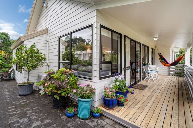 Photo of property in 3 Emery Grove, Bayview, Auckland, 0629