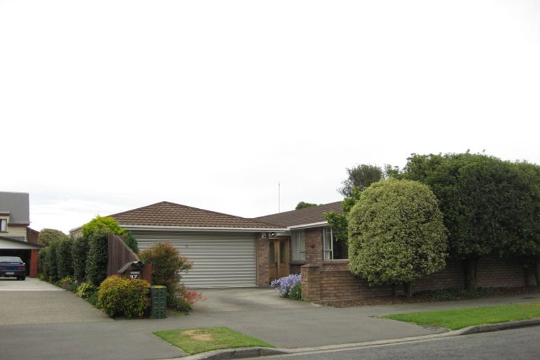 Photo of property in 97 Waratah Street, Avondale, Christchurch, 8061