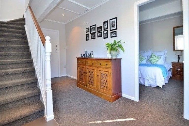 Photo of property in 17 Springtime Crescent, Stanmore Bay, Whangaparaoa, 0932