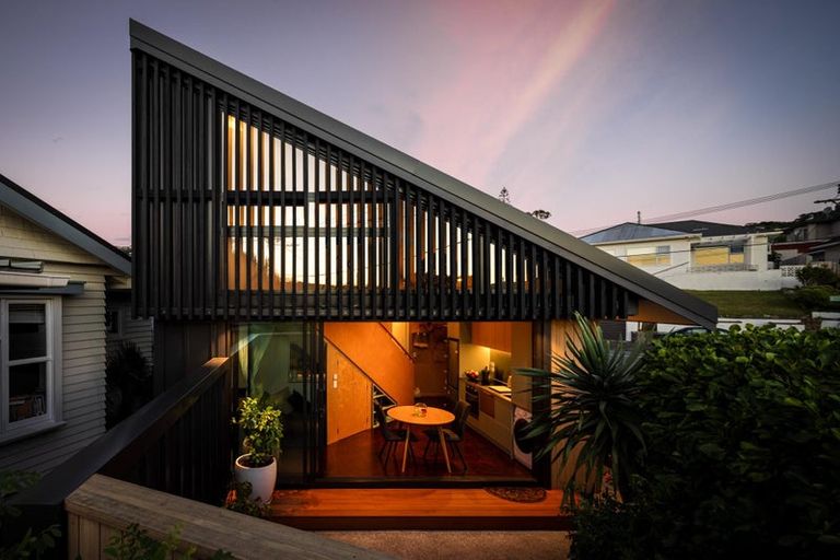 Photo of property in 17a Fife Lane, Miramar, Wellington, 6022