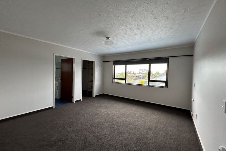 Photo of property in 10 Otatara Road, Taradale, Napier, 4112