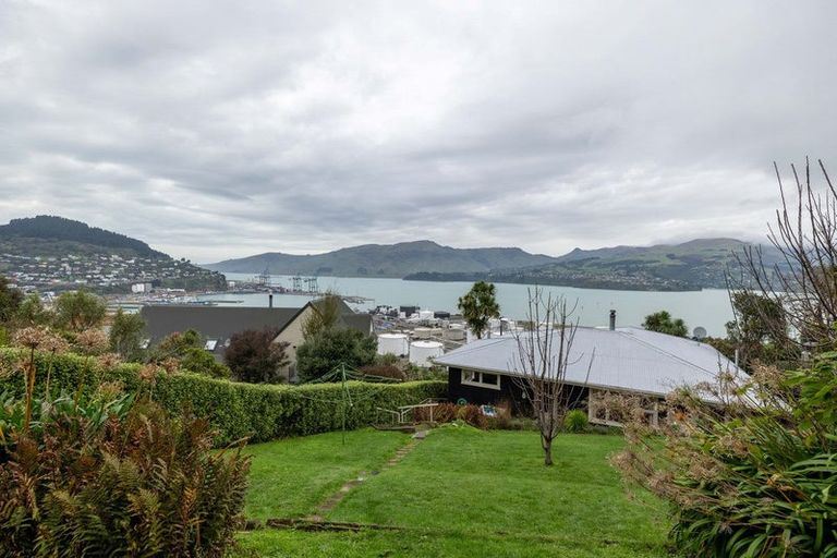 Photo of property in 44 Cressy Terrace, Lyttelton, 8082