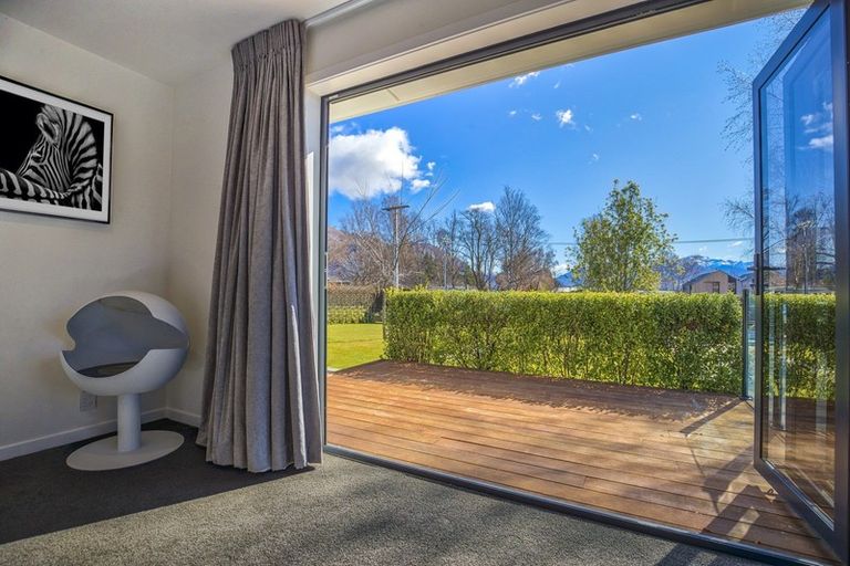 Photo of property in 156 Upton Street, Wanaka, 9305