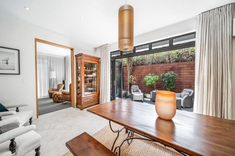 Photo of property in 7b Rugby Street, Merivale, Christchurch, 8014