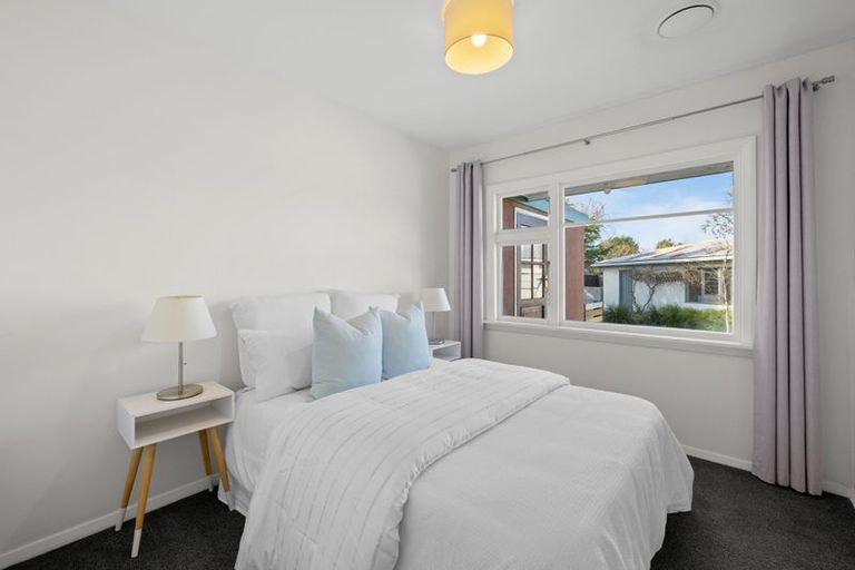 Photo of property in 27 Barclay Place, Burwood, Christchurch, 8061