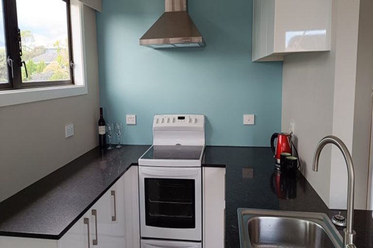 Photo of property in 26 Reeves Street, Waikanae Beach, Waikanae, 5036