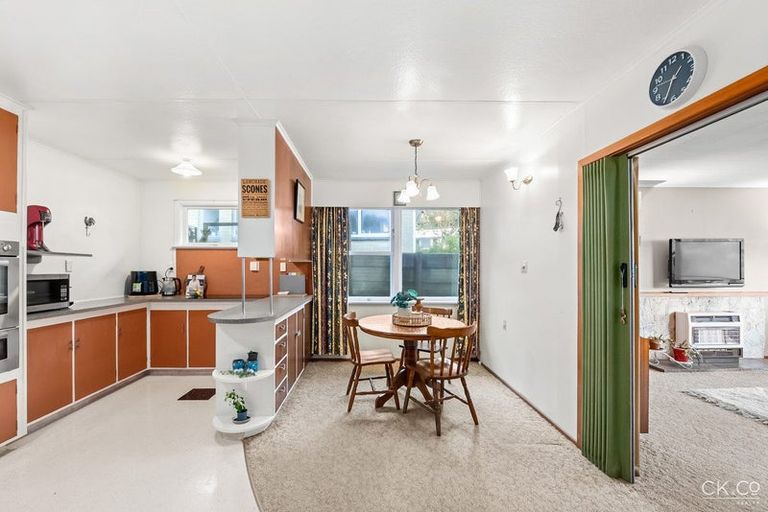 Photo of property in 11 John Street, Petone, Lower Hutt, 5012