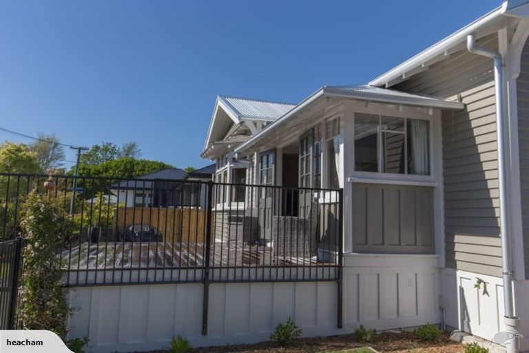 Photo of property in 192 Riverlaw Terrace, Saint Martins, Christchurch, 8022