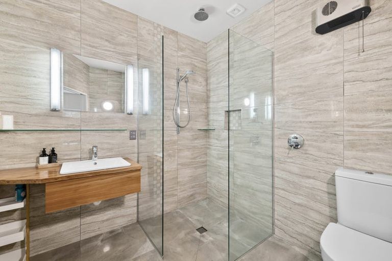 Photo of property in 11 Plynlimon Road, Fendalton, Christchurch, 8052