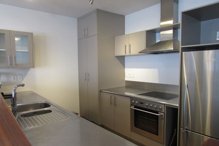 Photo of property in Budget Car Rental, 9/81 Ghuznee Street, Te Aro, Wellington, 6011