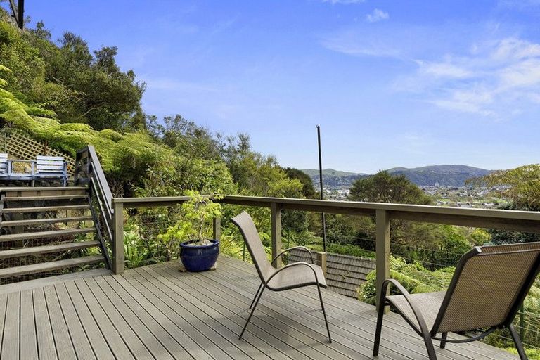 Photo of property in 126 Seddon Street, Naenae, Lower Hutt, 5011