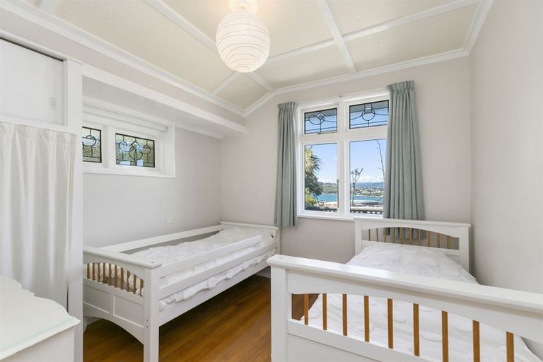 Photo of property in 26 Imperial Terrace, Melrose, Wellington, 6022