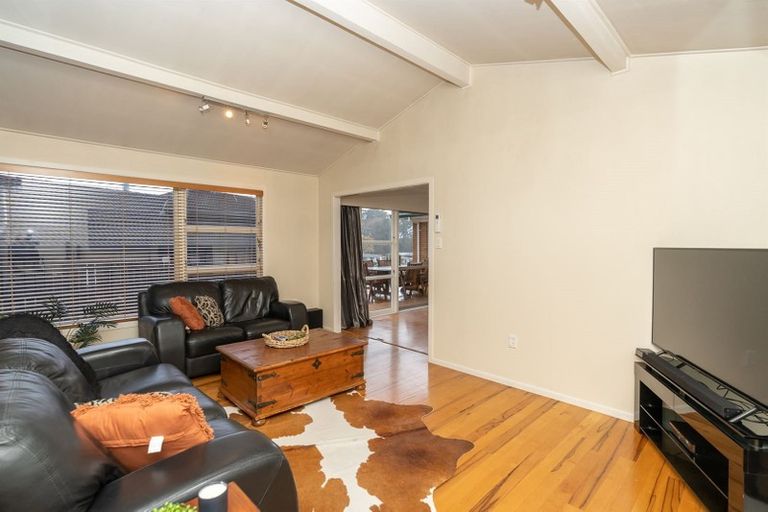 Photo of property in 14 Garden Heights Avenue, Glenview, Hamilton, 3206