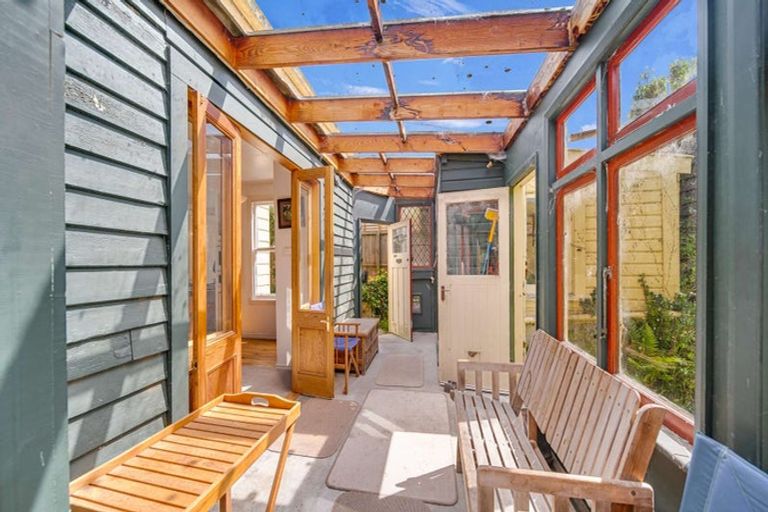 Photo of property in 49 Kauri Street, Ravensbourne, Dunedin, 9022