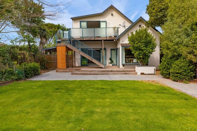 Photo of property in 43 Woodchester Avenue, Richmond, Christchurch, 8013