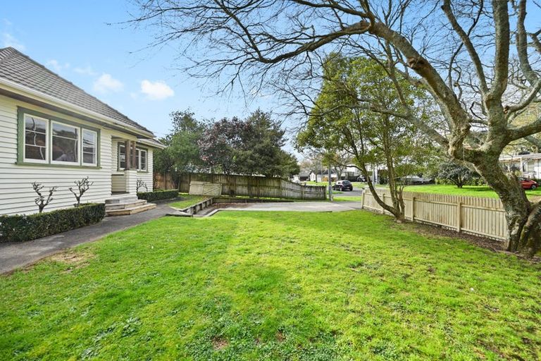 Photo of property in 25 Banbury Crescent, Fairfield, Hamilton, 3214