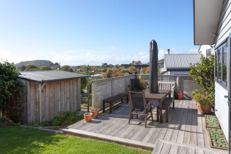 Photo of property in 21 Emmerdale Drive, Hahei, Whitianga, 3591
