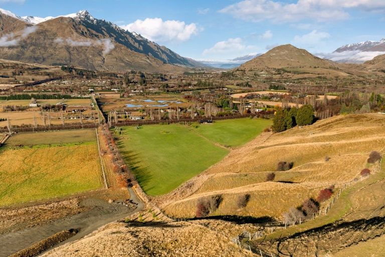 Photo of property in 99 Speargrass Flat Road, Speargrass Flat, Queenstown, 9371