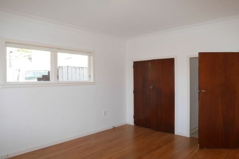 Photo of property in 14 Nathan Avenue, Paraparaumu Beach, Paraparaumu, 5032