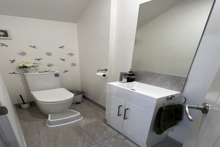 Photo of property in 32a Watts Road, Manurewa, Auckland, 2102