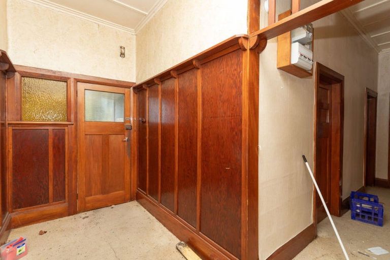 Photo of property in 14 Trafalgar Street, Dannevirke, 4930