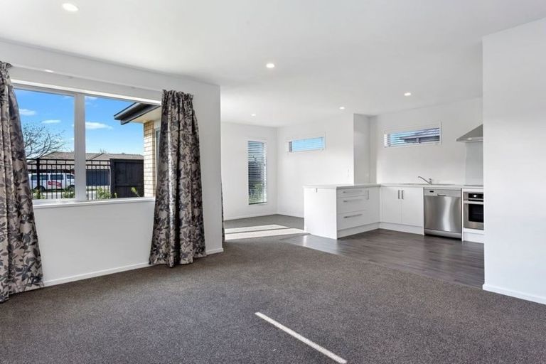 Photo of property in 58 Horoeka Street, Russley, Christchurch, 8042
