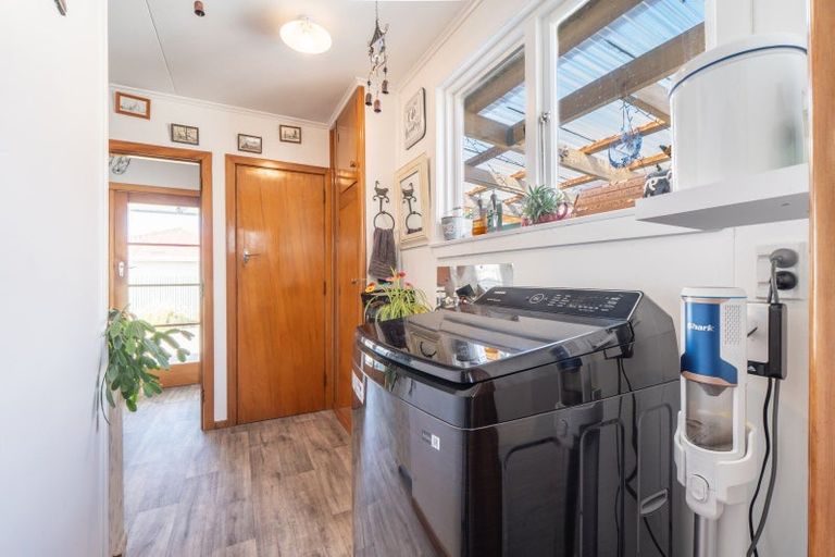 Photo of property in 15 Mcquarrie Street, Kingswell, Invercargill, 9812